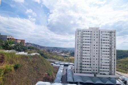 Vista da sala  de apartamento para alugar com 2 quartos, 46m² em Buritis, Belo Horizonte