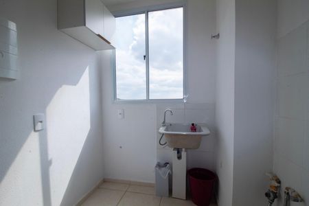 Apartamento para alugar com 46m², 2 quartos e 1 vaga Apartamento para alugar com 46m², 2 quartos e 1 vagaCozinha e Área de Serviço