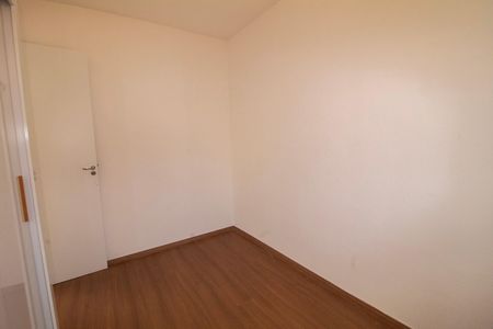 Quarto 01  de apartamento para alugar com 2 quartos, 46m² em Buritis, Belo Horizonte