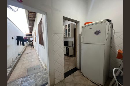 Casa à venda com 210m², 3 quartos e 2 vagasÁrea de Serviço
