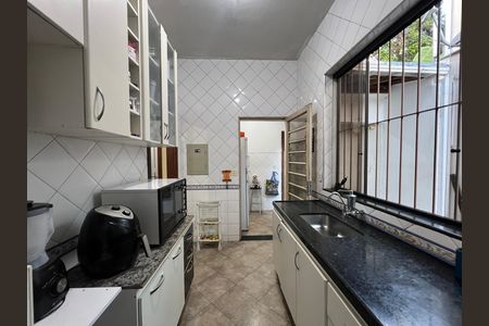 Cozinha de casa à venda com 3 quartos, 210m² em Castelo, Belo Horizonte