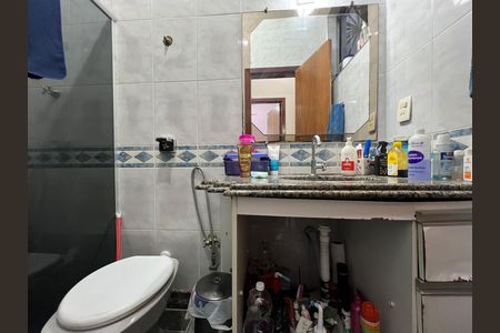 Casa à venda com 210m², 3 quartos e 2 vagasBanheiro Social