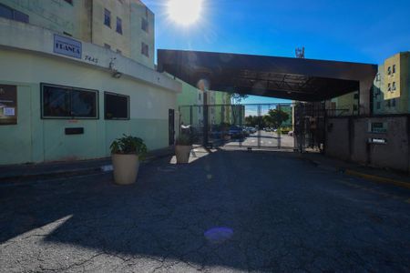 Apartamento para alugar com 55m², 2 quartos e 1 vaga Apartamento para alugar com 55m², 2 quartos e 1 vagaFACHADA