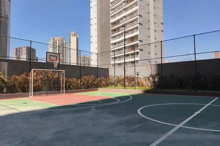 Apartamento à venda com 146m², 4 quartos e 2 vagas Apartamento à venda com 146m², 4 quartos e 2 vagasÁrea comum - Quadra Esportiva