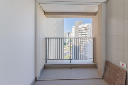 Apartamento à venda com 146m², 4 quartos e 2 vagas Apartamento à venda com 146m², 4 quartos e 2 vagasÁrea de Serviço