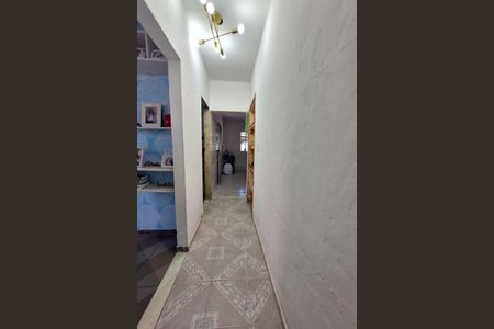Casa para alugar com 65m², 2 quartos e 1 vaga Casa para alugar com 65m², 2 quartos e 1 vagaCorredor