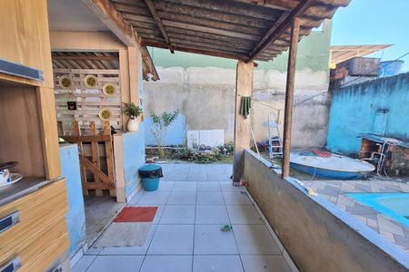 Casa para alugar com 65m², 2 quartos e 1 vaga Casa para alugar com 65m², 2 quartos e 1 vagaQuintal