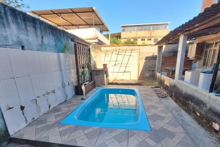 Casa para alugar com 65m², 2 quartos e 1 vaga Casa para alugar com 65m², 2 quartos e 1 vagaQuintal
