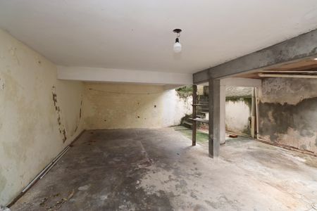 Casa para alugar com 360m², 5 quartos e 3 vagas