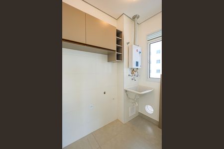 Cozinha e Área de Serviço de apartamento para alugar com 2 quartos, 50m² em Jardins do Império, Indaiatuba