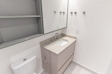 Banheiro de apartamento para alugar com 1 quarto, 30m² em Quarta Parada, São Paulo
