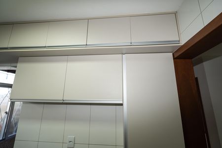 Apartamento à venda com 65m², 2 quartos e 1 vaga Apartamento à venda com 65m², 2 quartos e 1 vagaCozinha