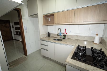 Apartamento à venda com 65m², 2 quartos e 1 vaga Apartamento à venda com 65m², 2 quartos e 1 vagaCozinha