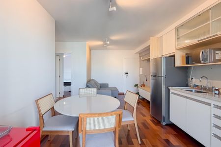Sala de apartamento para alugar com 2 quartos, 50m² em Jardim da Gloria, São Paulo
