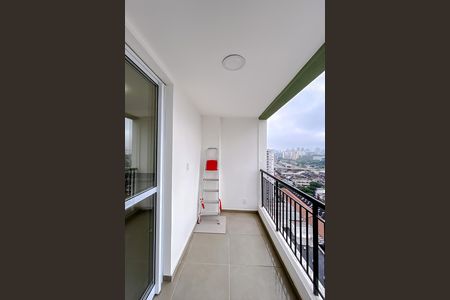 Apartamento para alugar com 48m², 2 quartos e sem vaga Apartamento para alugar com 48m², 2 quartos e sem vagaVaranda da Sala