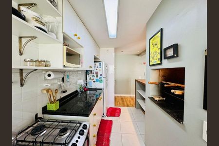 Apartamento à venda com 68m², 2 quartos e 1 vaga Apartamento à venda com 68m², 2 quartos e 1 vagaCozinha