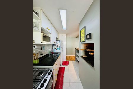 Cozinha de apartamento para alugar com 2 quartos, 68m² em Petrópolis, Porto Alegre
