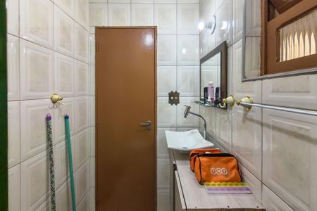 Banheiro  de kitnet/studio para alugar com 1 quarto, 30m² em Vila Balnearia, Praia Grande