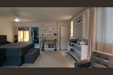Casa à venda com 4 quartos, 300m² em Vargem Pequena, Rio de Janeiro