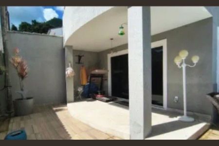 Casa à venda com 4 quartos, 300m² em Vargem Pequena, Rio de Janeiro