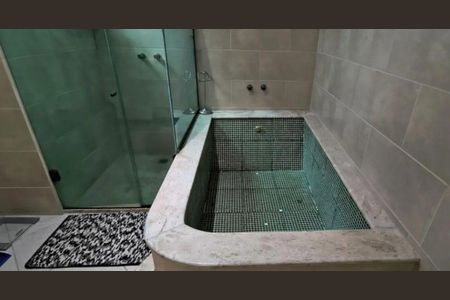 Casa à venda com 4 quartos, 300m² em Vargem Pequena, Rio de Janeiro