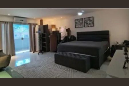 Casa à venda com 4 quartos, 300m² em Vargem Pequena, Rio de Janeiro