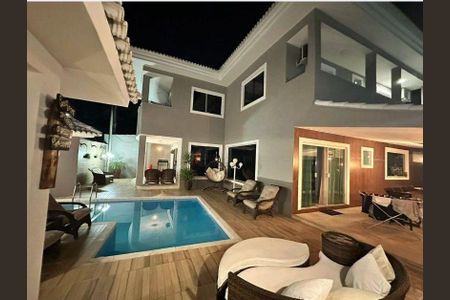 Casa à venda com 4 quartos, 300m² em Vargem Pequena, Rio de Janeiro
