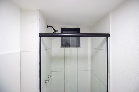 Banheiro de apartamento à venda com 2 quartos, 41m² em Vila Kosmos, Rio de Janeiro