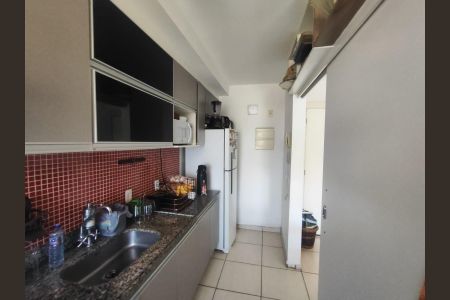 Cozinha de apartamento para alugar com 2 quartos, 71m² em Jacarepaguá, Rio de Janeiro