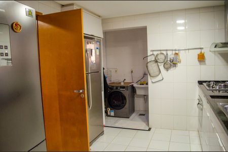 Apartamento à venda com 116m², 3 quartos e 3 vagasCozinha