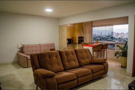 Sala de apartamento à venda com 3 quartos, 116m² em Jardim Goiás, Goiânia