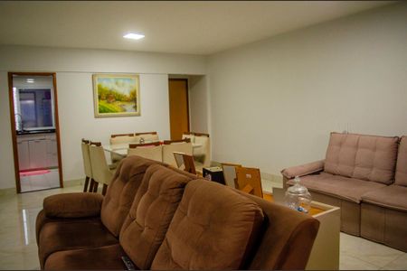 Sala de apartamento à venda com 3 quartos, 116m² em Jardim Goiás, Goiânia