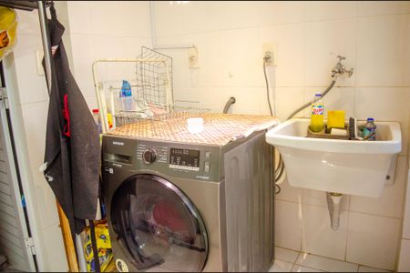 Área de Serviço de apartamento à venda com 3 quartos, 116m² em Jardim Goiás, Goiânia