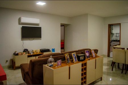 Apartamento à venda com 116m², 3 quartos e 3 vagasSala