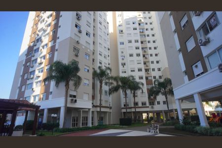 Fachada do bloco de apartamento para alugar com 3 quartos, 69m² em Vila Ipiranga, Porto Alegre