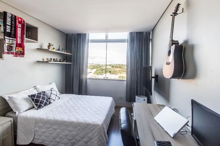 Apartamento à venda com 296m², 3 quartos e 5 vagas Apartamento à venda com 296m², 3 quartos e 5 vagasQuarto 2