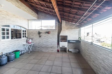Apartamento à venda com 296m², 3 quartos e 5 vagas Apartamento à venda com 296m², 3 quartos e 5 vagasÁrea de Serviço