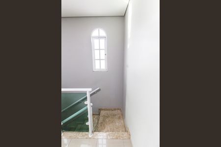 Apartamento à venda com 296m², 3 quartos e 5 vagas Apartamento à venda com 296m², 3 quartos e 5 vagasEscada