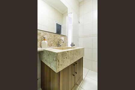 Apartamento à venda com 296m², 3 quartos e 5 vagas Apartamento à venda com 296m², 3 quartos e 5 vagasBanheiro 2