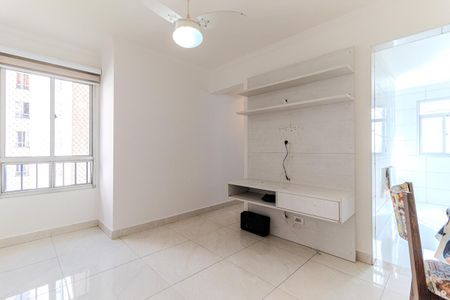 Apartamento à venda com 2 quartos, 42m² em Luz, São Paulo
