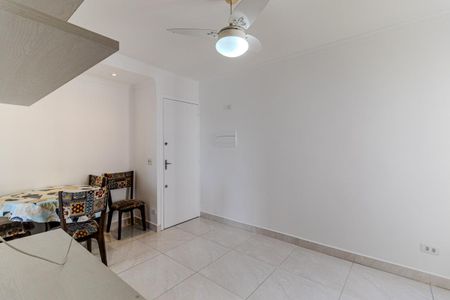 Apartamento à venda com 42m², 2 quartos e sem vaga Apartamento à venda com 42m², 2 quartos e sem vagaSala