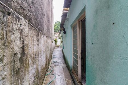 Casa à venda com 80m², 2 quartos e sem vagaÁrea externa