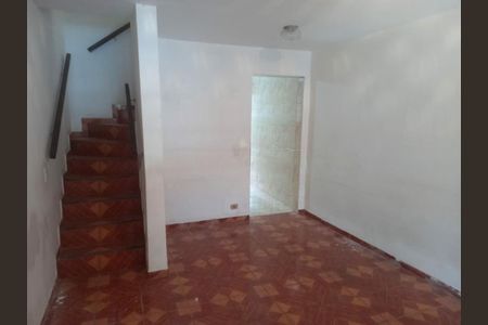Casa à venda com 90m², 2 quartos e 1 vaga