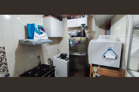 Casa à venda com 107m², 2 quartos e 1 vaga