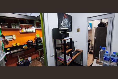 Casa à venda com 107m², 2 quartos e 1 vaga