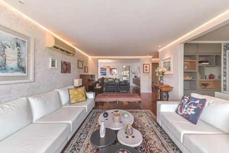 Apartamento à venda com 200m², 4 quartos e 2 vagas