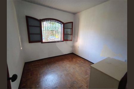 Casa à venda com 132m², 3 quartos e 4 vagas