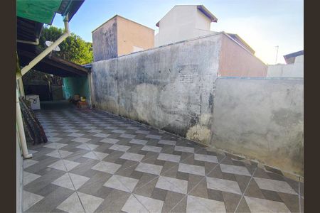 Casa à venda com 132m², 3 quartos e 4 vagas