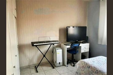 Casa à venda com 3 quartos, 190m² em Vila Constança, São Paulo