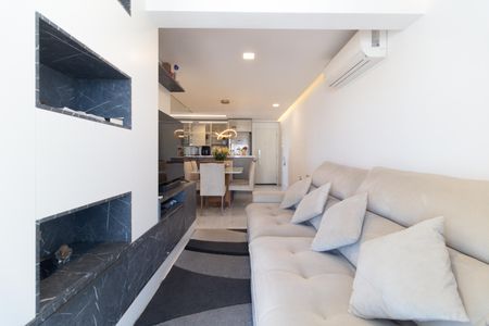 Apartamento à venda com 67m², 2 quartos e 1 vagaSala